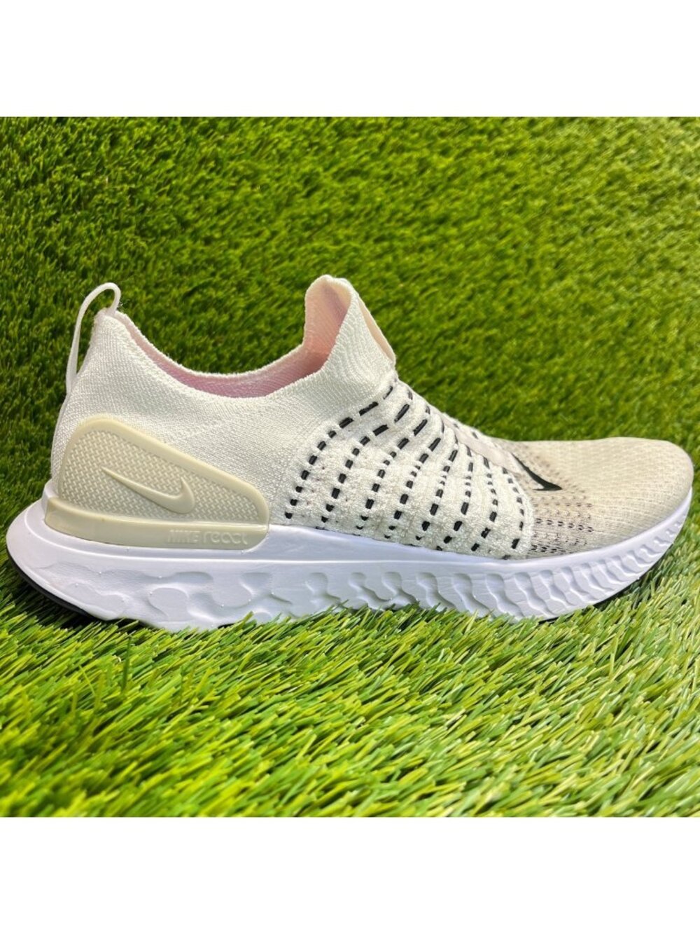 Nike React Phantom Run Flyknit 2 Women Size 7 Cream White Running Shoes Sneakers
